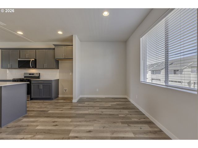2133 36th Ave, Forest Grove, OR 97116