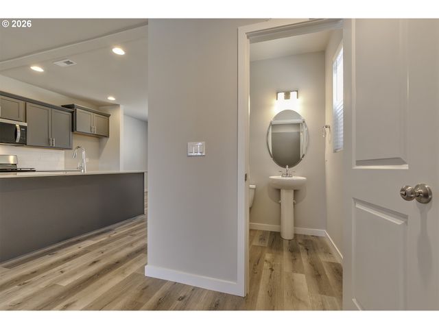 2133 36th Ave, Forest Grove, OR 97116