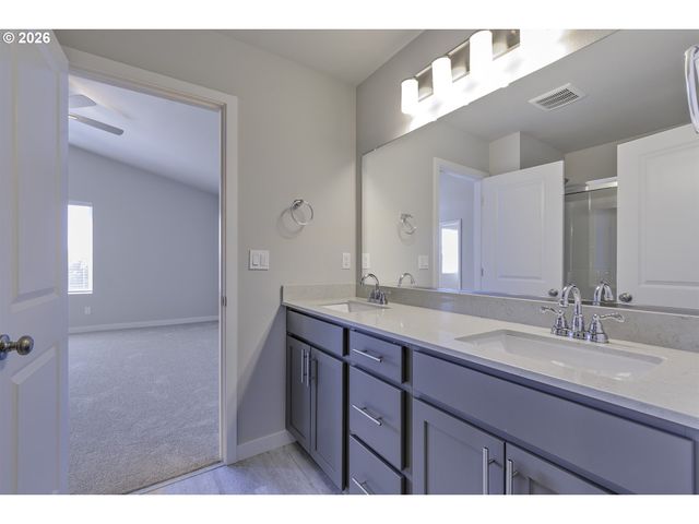 2133 36th Ave, Forest Grove, OR 97116
