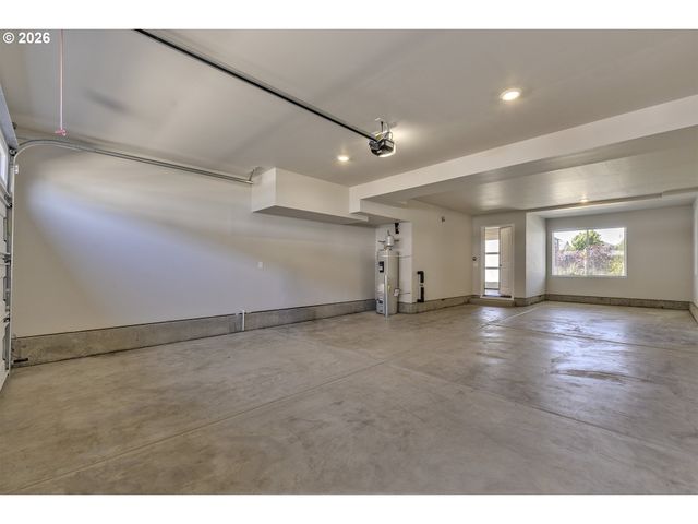 2133 36th Ave, Forest Grove, OR 97116