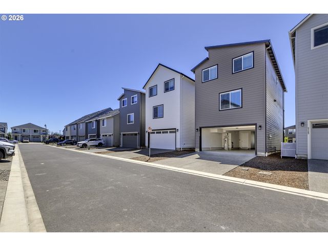 2133 36th Ave, Forest Grove, OR 97116