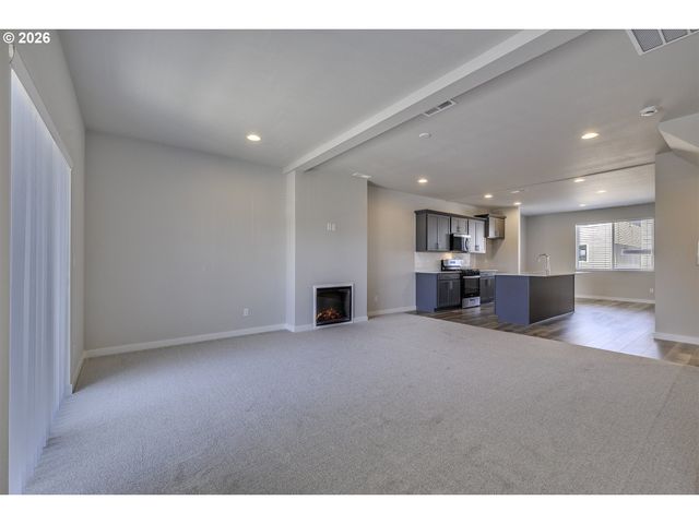 2133 36th Ave, Forest Grove, OR 97116