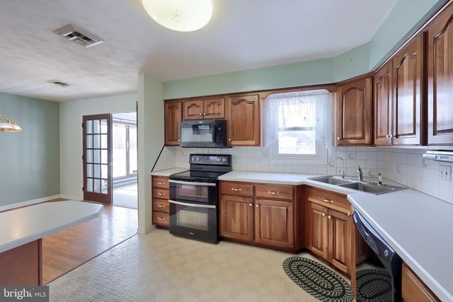 3018 STEINRUCK RD, Elizabethtown, PA 17022