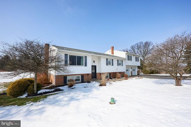 3018 STEINRUCK RD, Elizabethtown, PA 17022