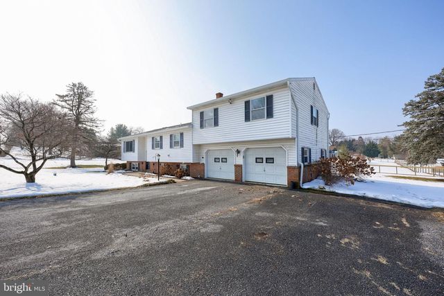 3018 STEINRUCK RD, Elizabethtown, PA 17022