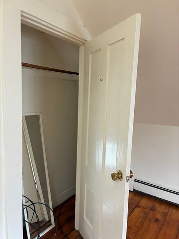 12 Green 2, Reading, MA 01867