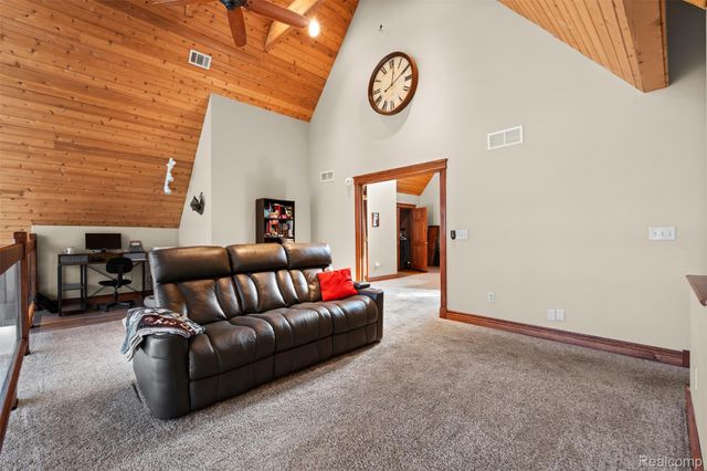 1907 Riverside Drive, Port Huron, MI 48060