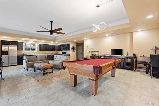 1907 Riverside Drive, Port Huron, MI 48060