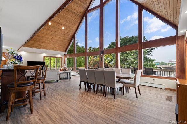 1907 Riverside Drive, Port Huron, MI 48060