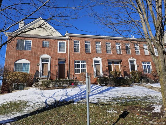 42627 Park Cresent Drive 36, Sterling Heights, MI 48313