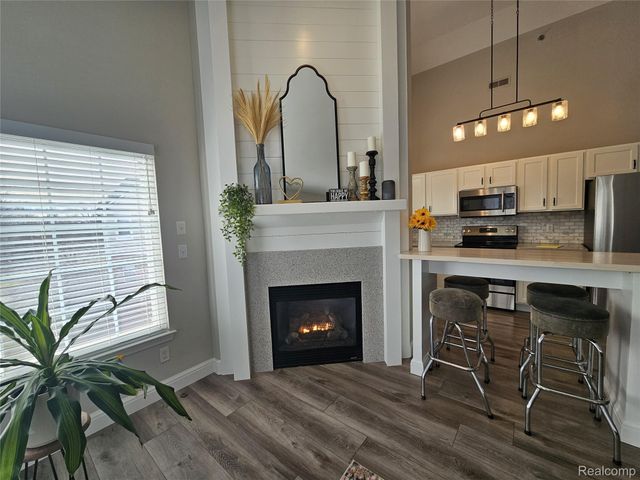 42627 Park Cresent Drive 36, Sterling Heights, MI 48313