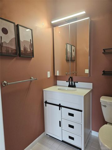 42627 Park Cresent Drive 36, Sterling Heights, MI 48313