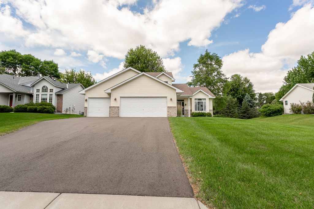 8284 Ashford Road, Woodbury, MN 55125 — photo 4