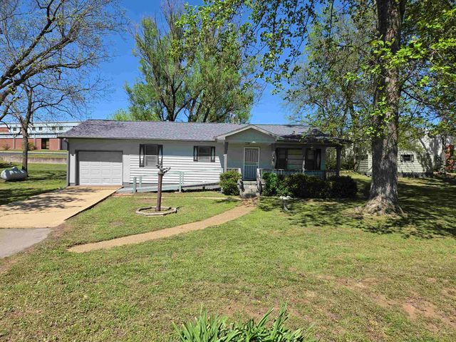 32 E Main Street, Ash Flat, AR 72513