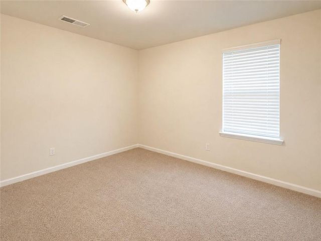 515 McGinnis Circle, Calhoun, GA 30701