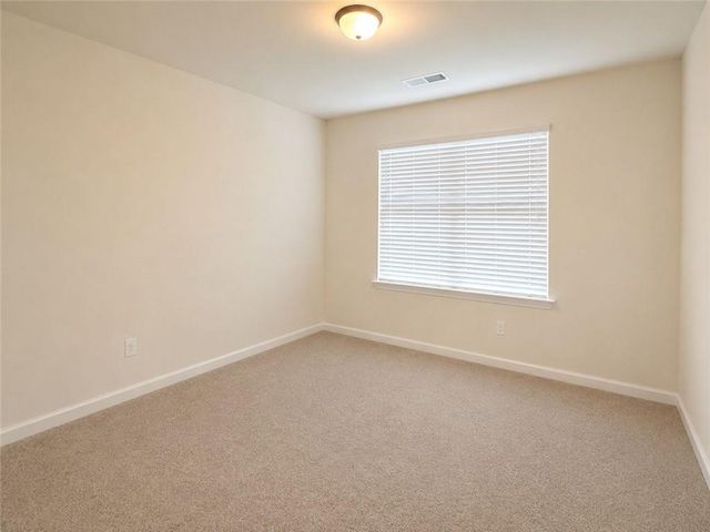 515 McGinnis Circle, Calhoun, GA 30701