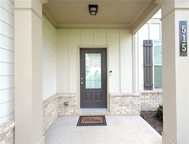 515 McGinnis Circle, Calhoun, GA 30701