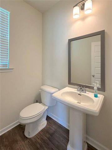 515 McGinnis Circle, Calhoun, GA 30701