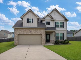 515 McGinnis Circle, Calhoun, GA 30701