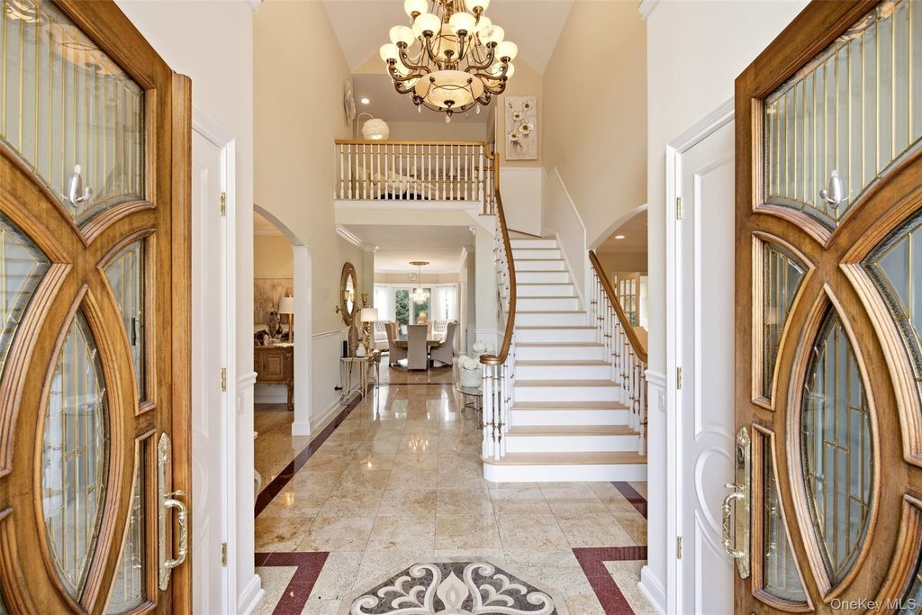 15 Peppermill Lane, Dix Hills, NY 11746 — photo 4