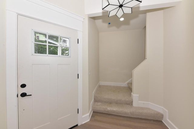 5804 W Michigan STREET, Wauwatosa, WI 53213
