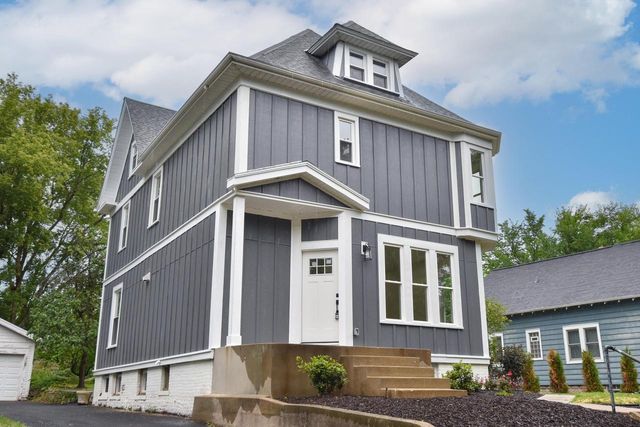 5804 W Michigan STREET, Wauwatosa, WI 53213