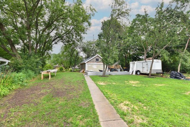 5804 W Michigan STREET, Wauwatosa, WI 53213