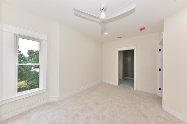 5804 W Michigan STREET, Wauwatosa, WI 53213