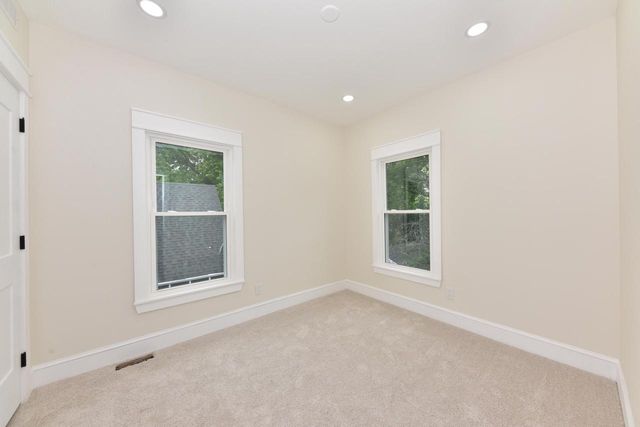 5804 W Michigan STREET, Wauwatosa, WI 53213
