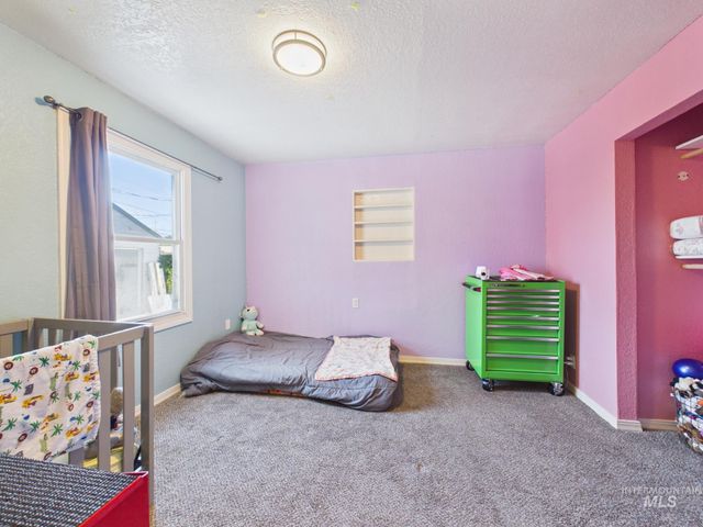 204 Anderson St, Caldwell, ID 83605