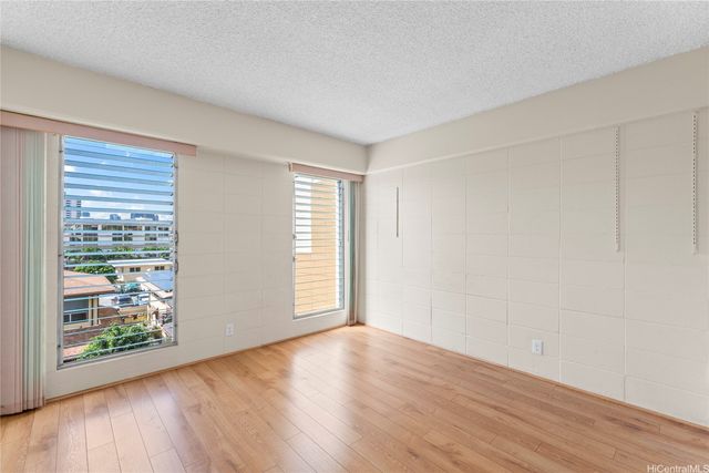 1548 Liholiho Street 403, Honolulu, HI 96822