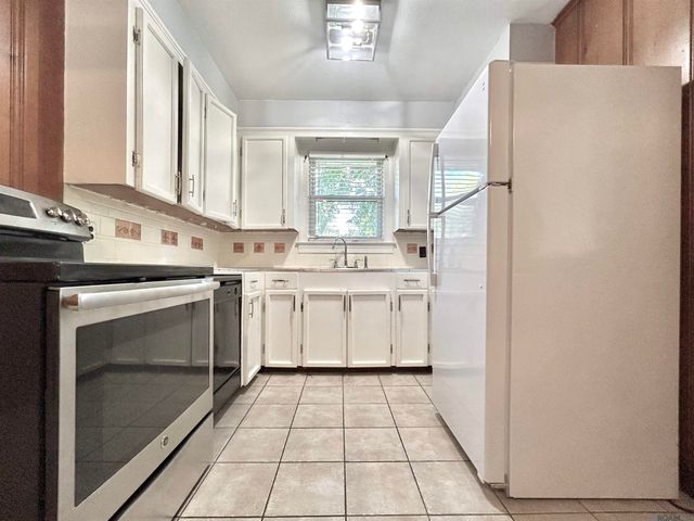 2428 Orpine Ave, Baton Rouge, LA 70808