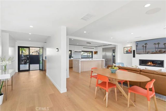 2880 Zell, Laguna Beach, CA 92651
