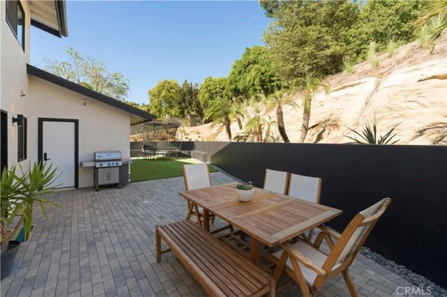 2880 Zell, Laguna Beach, CA 92651