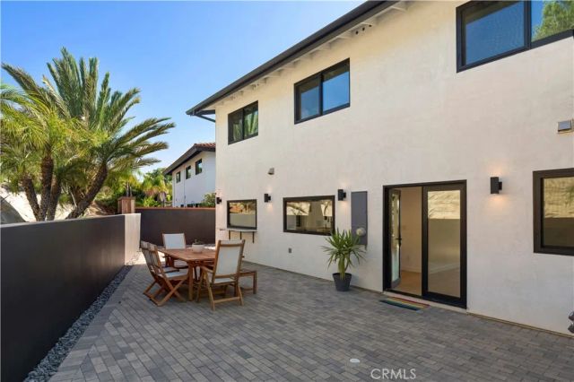 2880 Zell, Laguna Beach, CA 92651