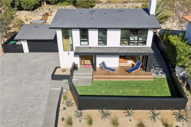 2880 Zell, Laguna Beach, CA 92651