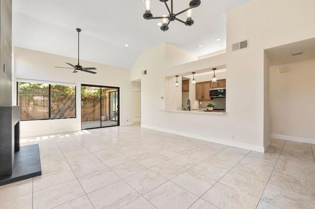 144 Verde Way, Palm Desert, CA 92260