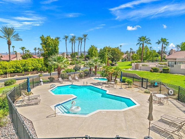 144 Verde Way, Palm Desert, CA 92260