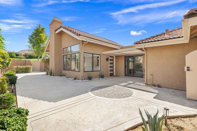 144 Verde Way, Palm Desert, CA 92260