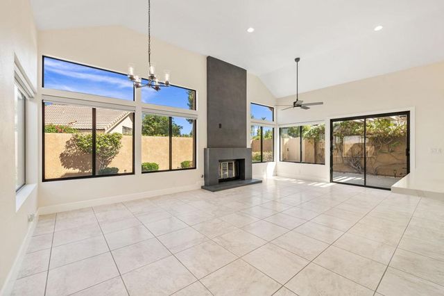 144 Verde Way, Palm Desert, CA 92260