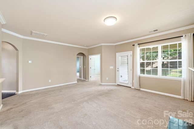 13313 Canterbury Castle Drive, Charlotte, NC 28273