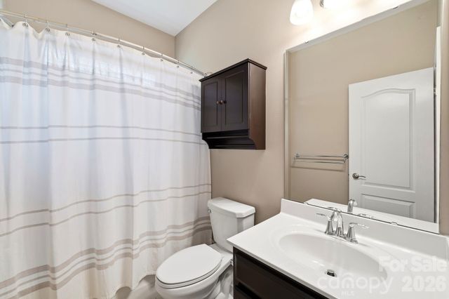 13313 Canterbury Castle Drive, Charlotte, NC 28273