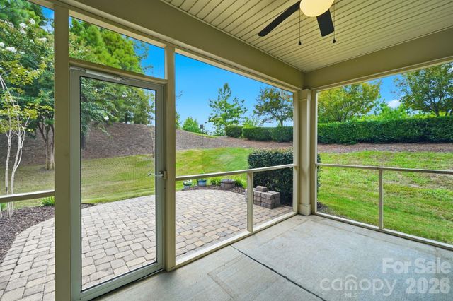 13313 Canterbury Castle Drive, Charlotte, NC 28273