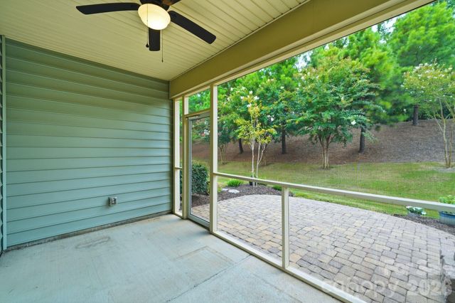13313 Canterbury Castle Drive, Charlotte, NC 28273
