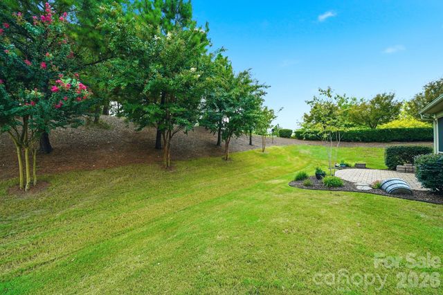 13313 Canterbury Castle Drive, Charlotte, NC 28273