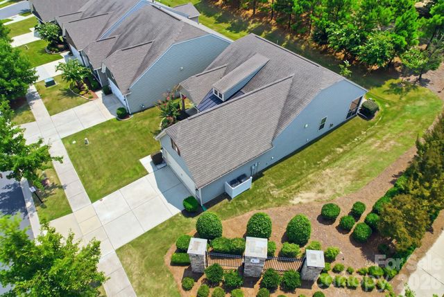13313 Canterbury Castle Drive, Charlotte, NC 28273