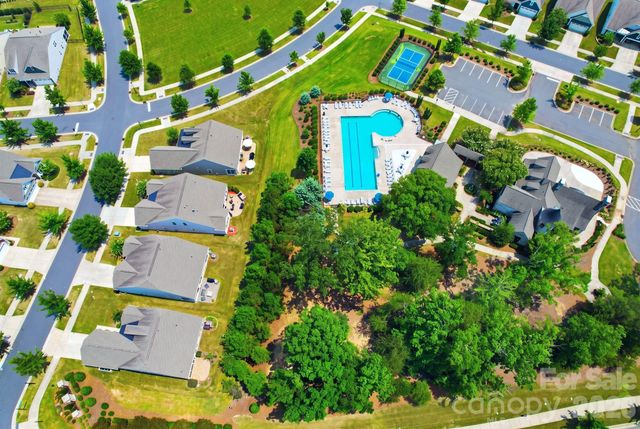 13313 Canterbury Castle Drive, Charlotte, NC 28273