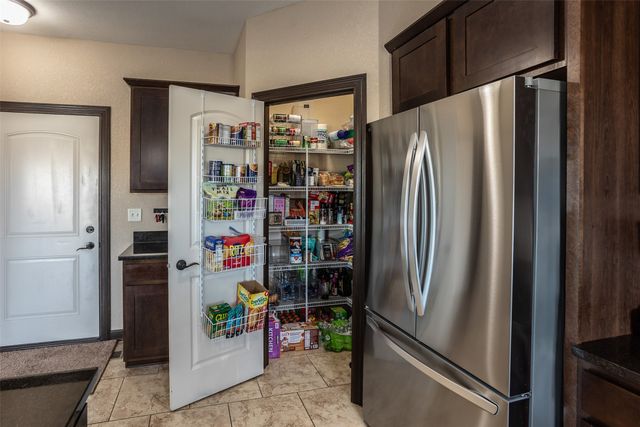 804 NW Reinhart Drive, Ankeny, IA 50023