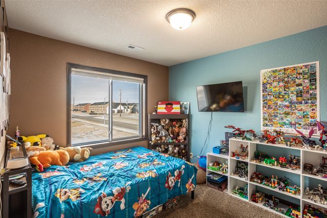 804 NW Reinhart Drive, Ankeny, IA 50023