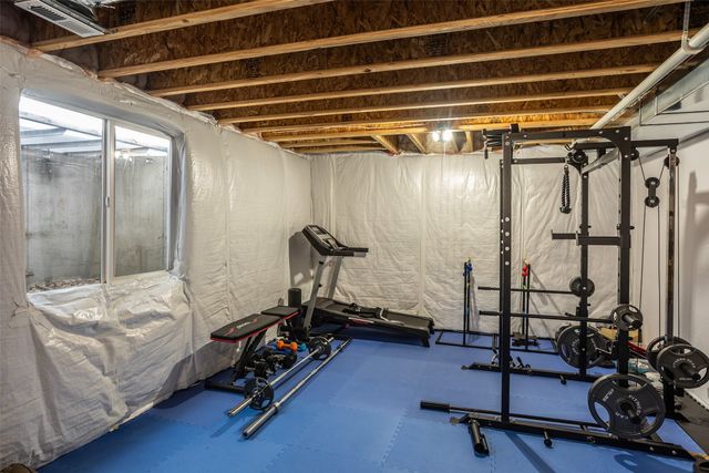 804 NW Reinhart Drive, Ankeny, IA 50023